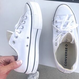 Chuck Taylor Platform Women’s shoes size 9 / New